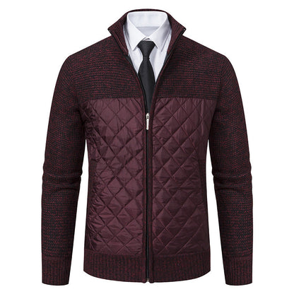 Detailansicht der Diamantsteppung an der Herren-Strickjacke