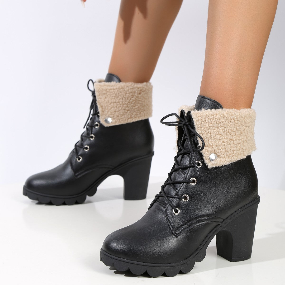 women's winter boots with lacing