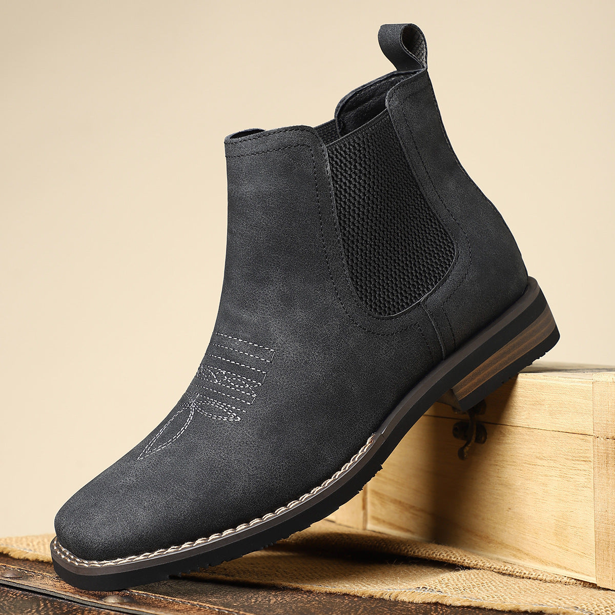 Profilsohle der Herren Chelsea Boots für sicheren Halt