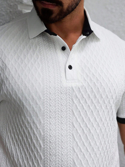 Herren Polohemd aus Jacquardstrick als stilvolle Gesamtansicht