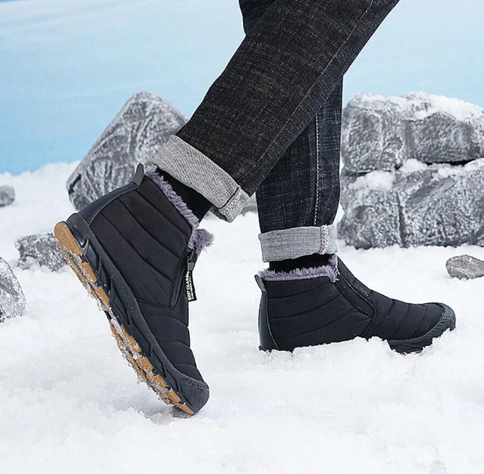 Waterproof unisex winter boots for the snow 