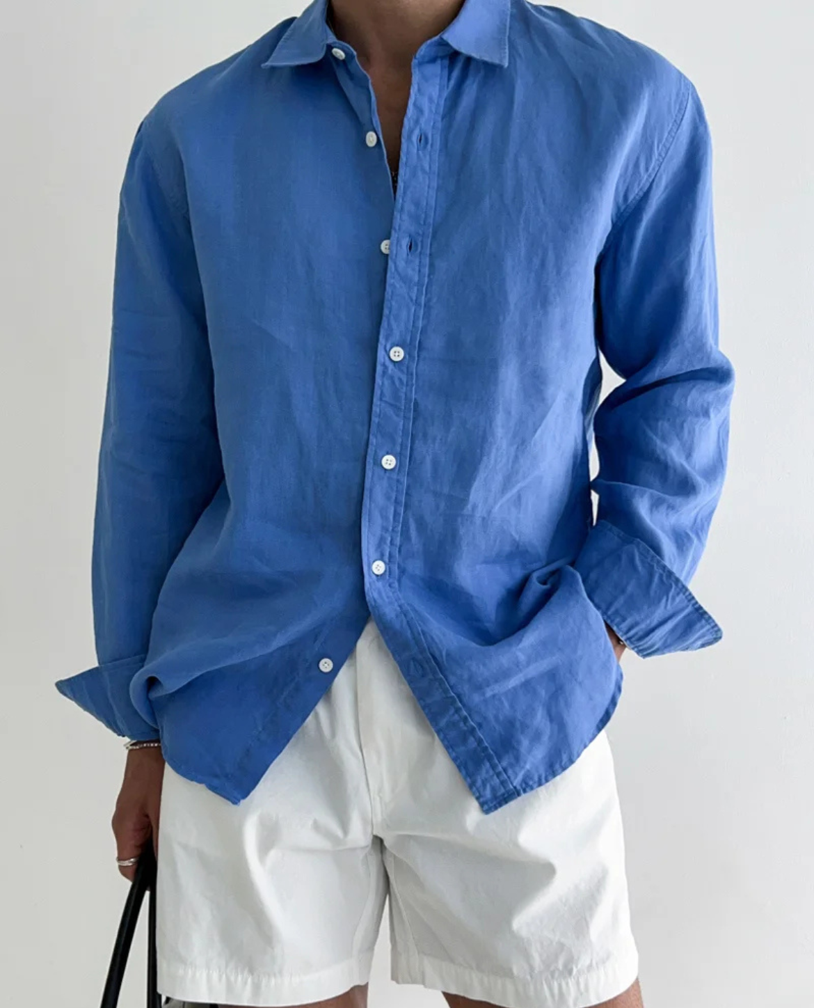 Atmungsaktives Herren Leinenhemd in schlichtem Design