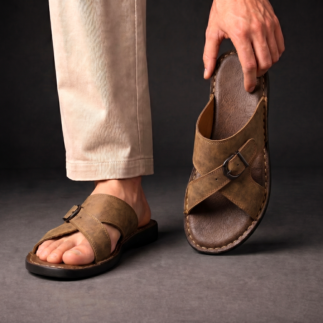 Damen Sandalen mit Kreuzriemen in Rückansicht