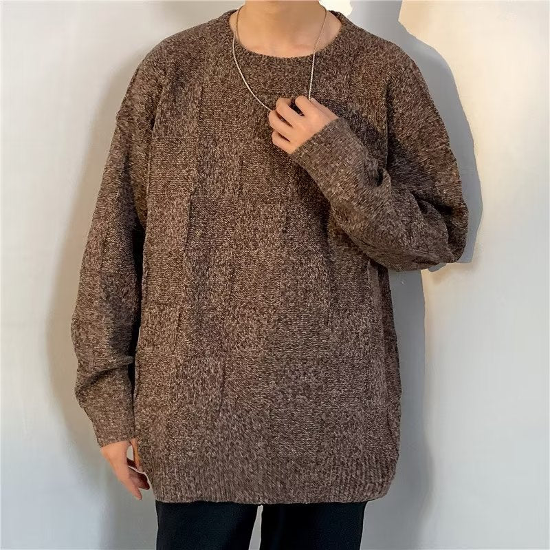 Herrenpullover mit langen Ärmeln und klassischem Rundhalsausschnitt