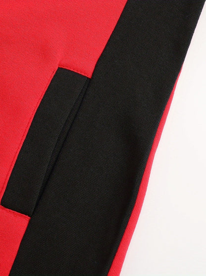 Sportliche Jacke mit Kapuze und mehrfarbigem Farbverlauf