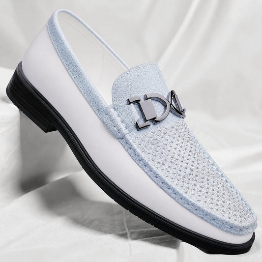 Herren Loafer aus Leder mit Metall-Detail, Seitenansicht