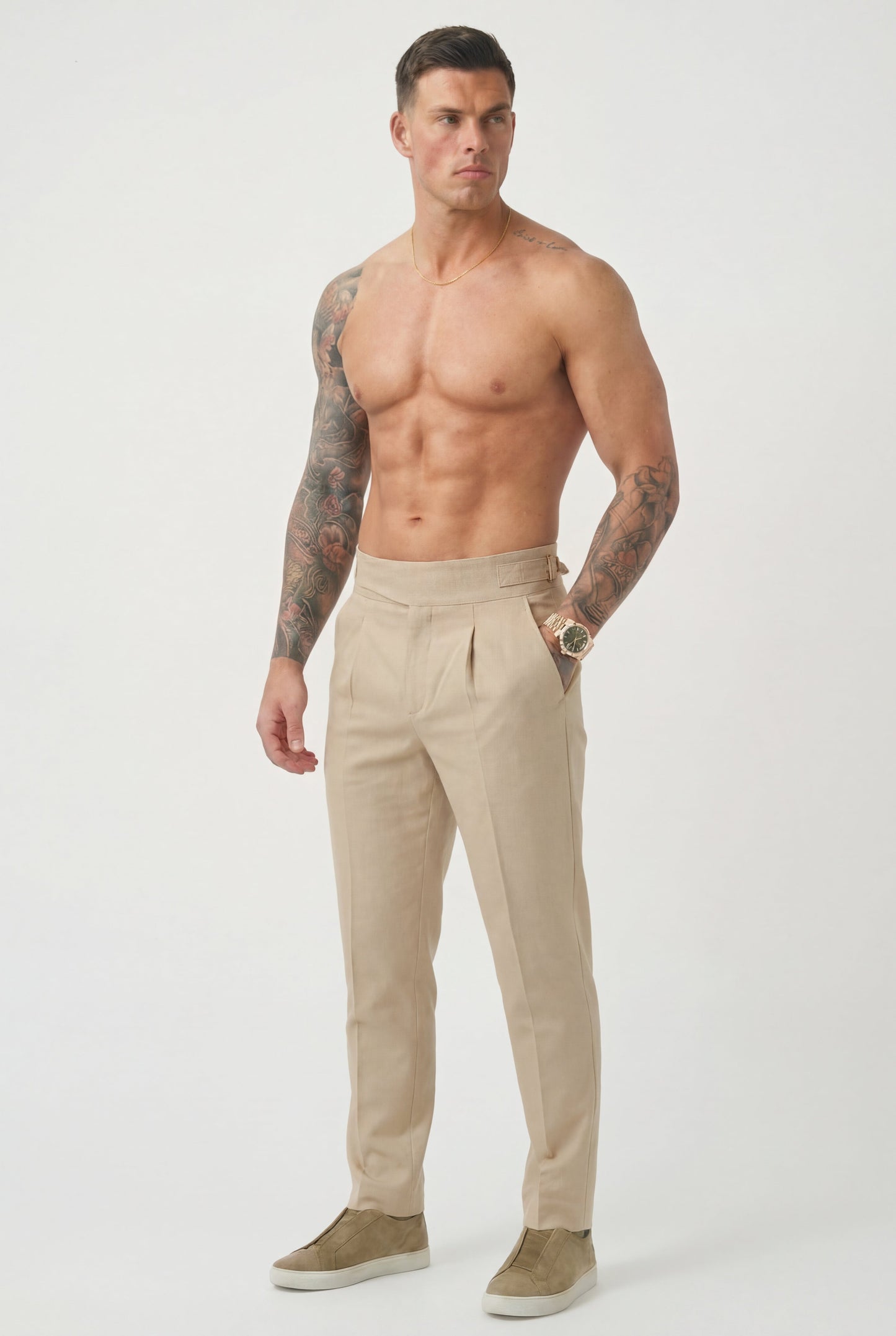 Hochtaillierte, maßgeschneiderte Hosen aus Cottonsilk-Mischgewebe in Creme