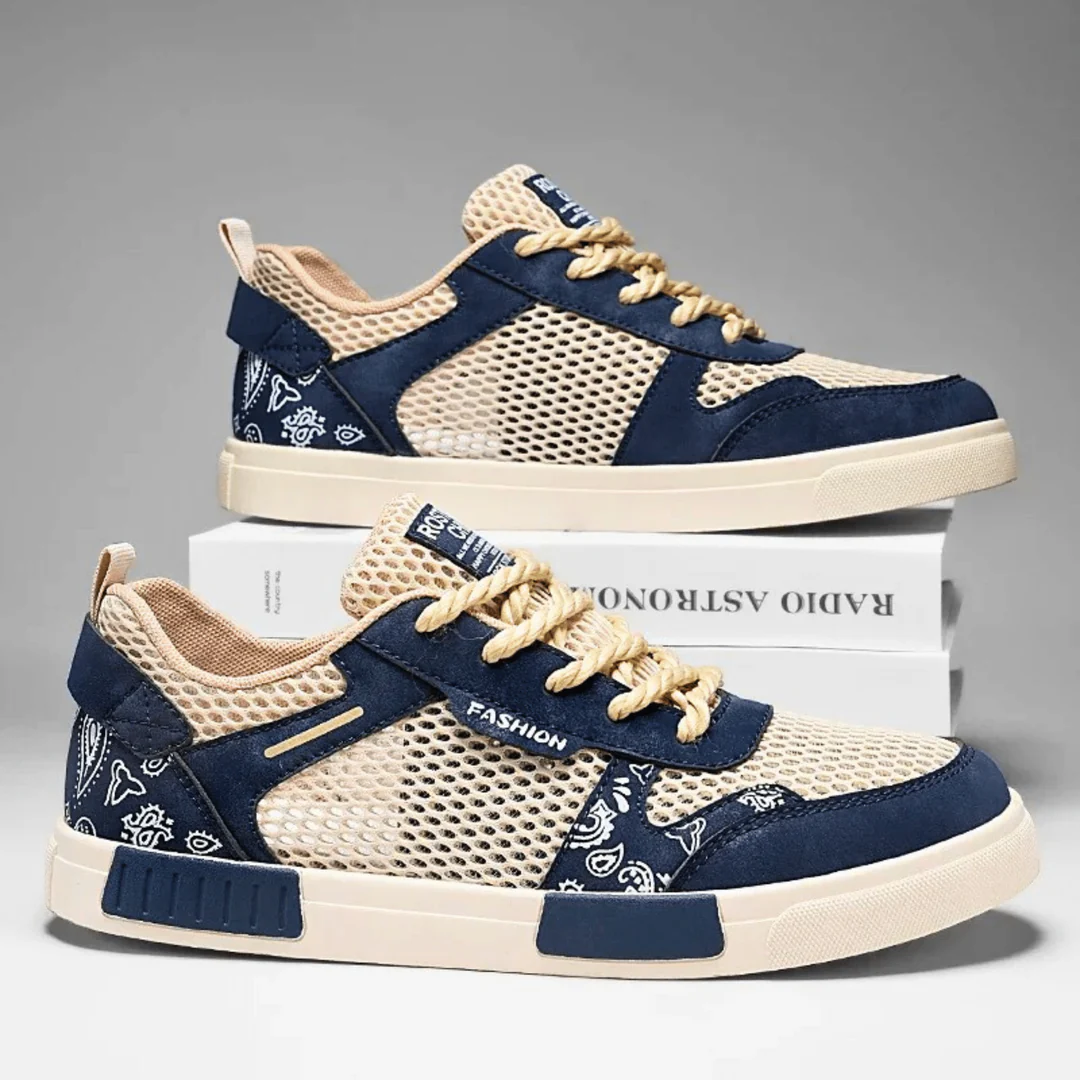 Herren-Mesh-Sneaker mit atmungsaktivem Obermaterial, schräg von vorn