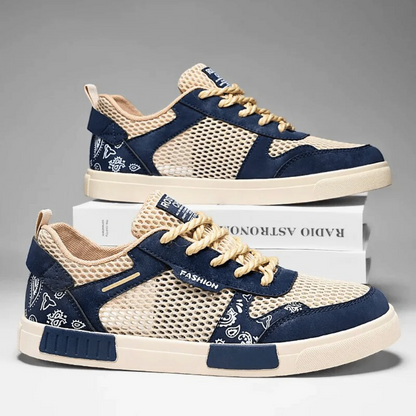 Herren-Mesh-Sneaker mit atmungsaktivem Obermaterial, schräg von vorn