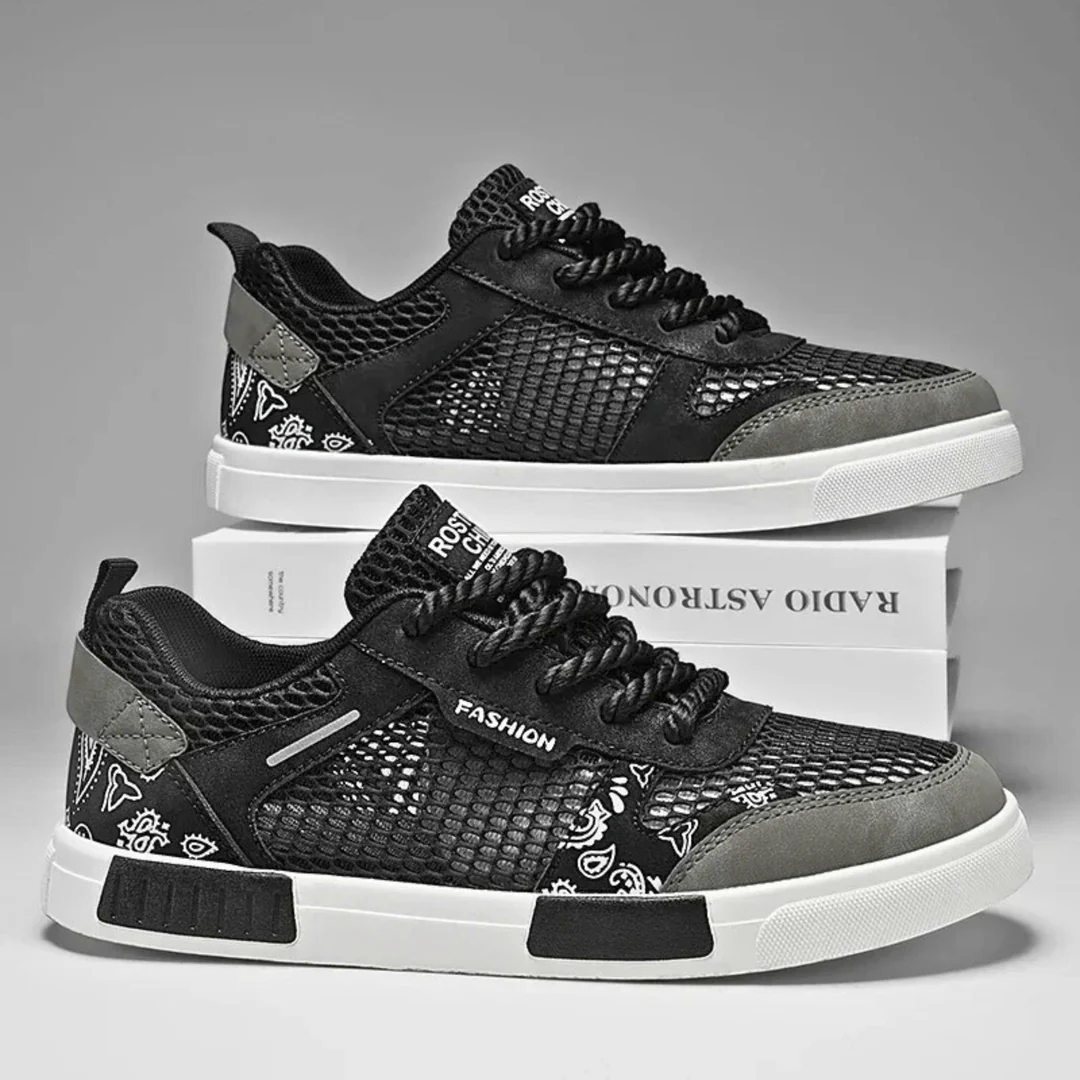 Rückansicht der Herren-Sneaker mit gepolstertem Fersenbereich