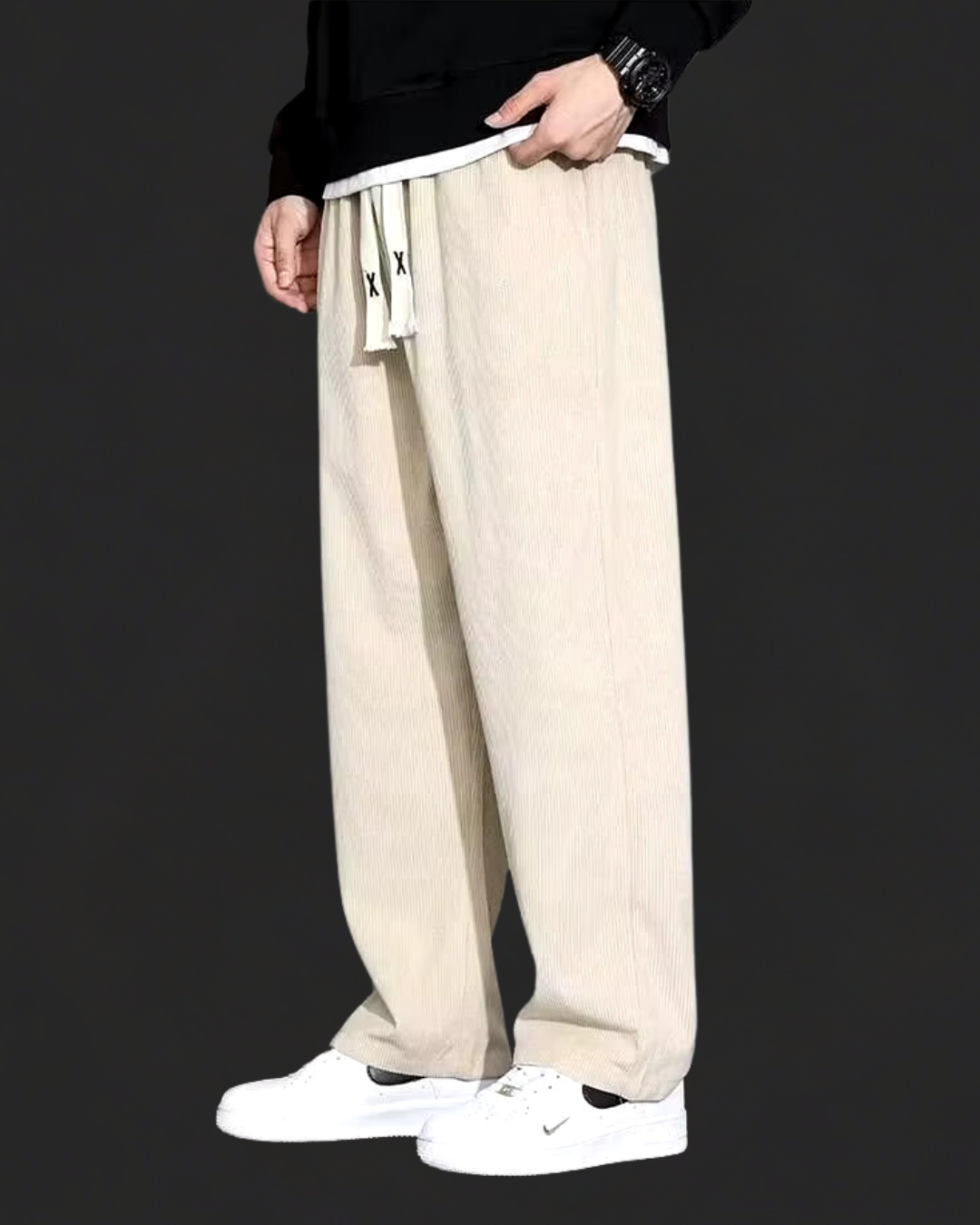 Detailaufnahme der Cordstruktur an der Herrenhose aus Polyester