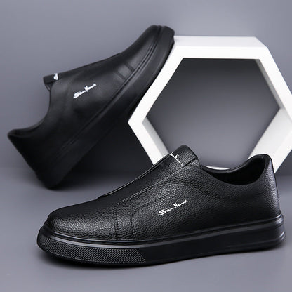 Women's casual leather sneakers