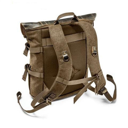 Tom Hollinger |  Canvas- und Leder-Rucksack im Vintage-Kamera-Stil