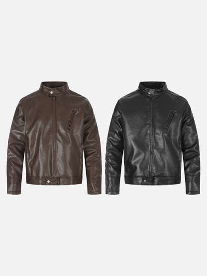 Braune Bikerjacke als markantes Outfit für den Alltag