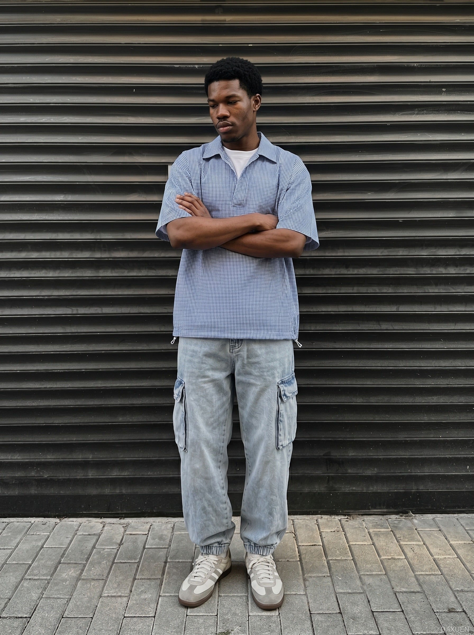 Damen Karobluse in Blau und Weiss mit lockerer Passform