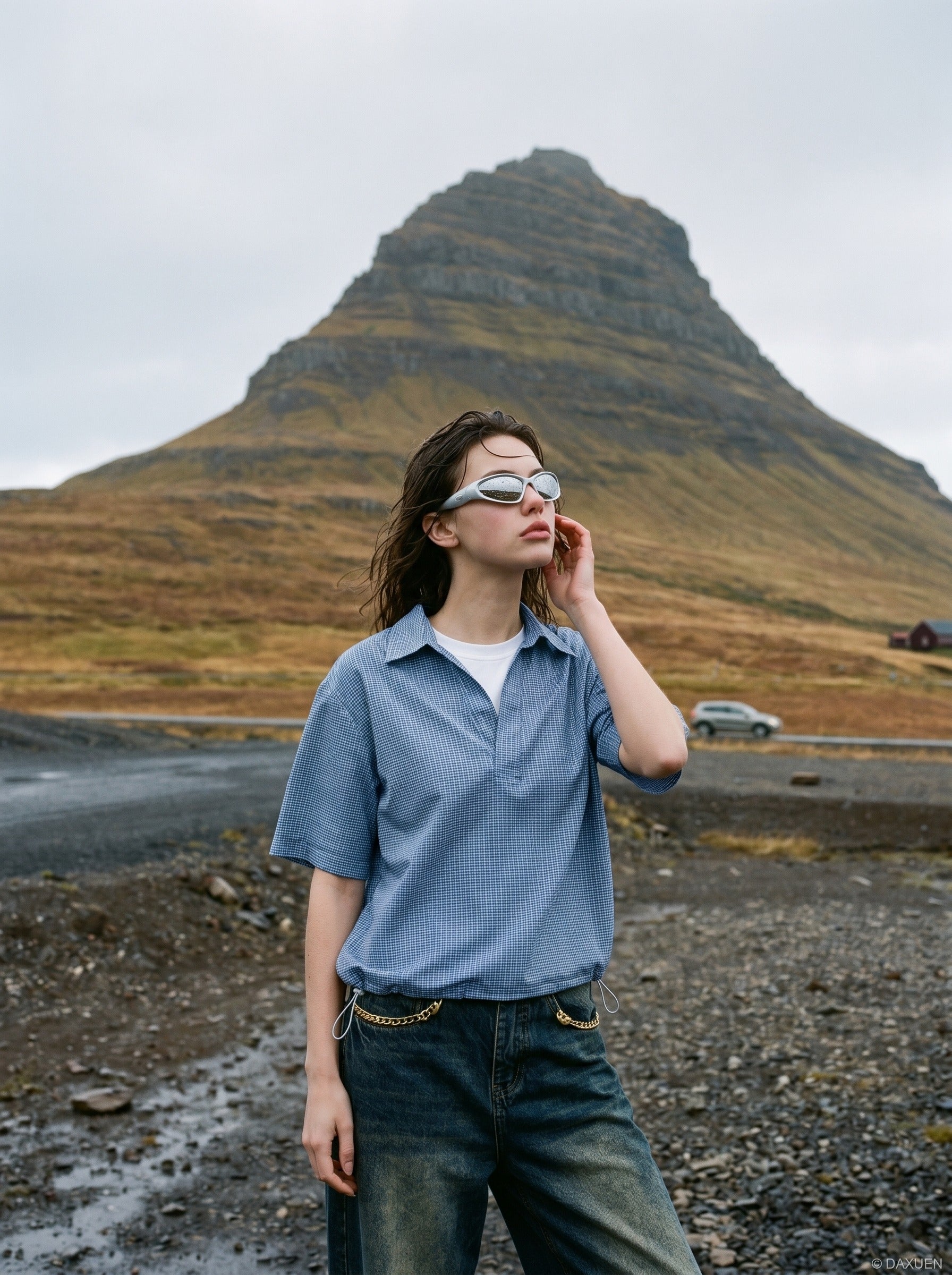 Blau-weisse Popover-Bluse für Damen mit Karomuster aus leichtem Stoff