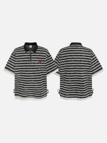 Herren-Poloshirt mit Reissverschluss in leicht schräger Ansicht