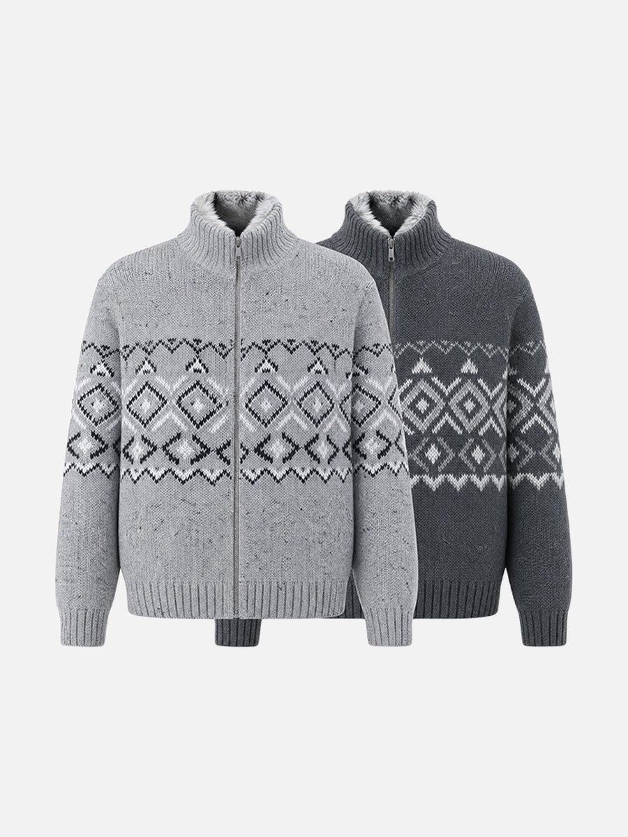 Rückansicht des Cardigans mit geometrischem Muster