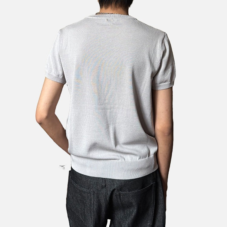 Minimalistisches Damen T-Shirt in figurbetonter Passform