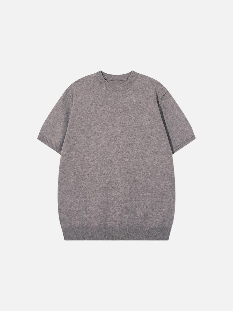 Damen Stricktop in Olivgrün kombiniert als vielseitiges Basic-Oberteil