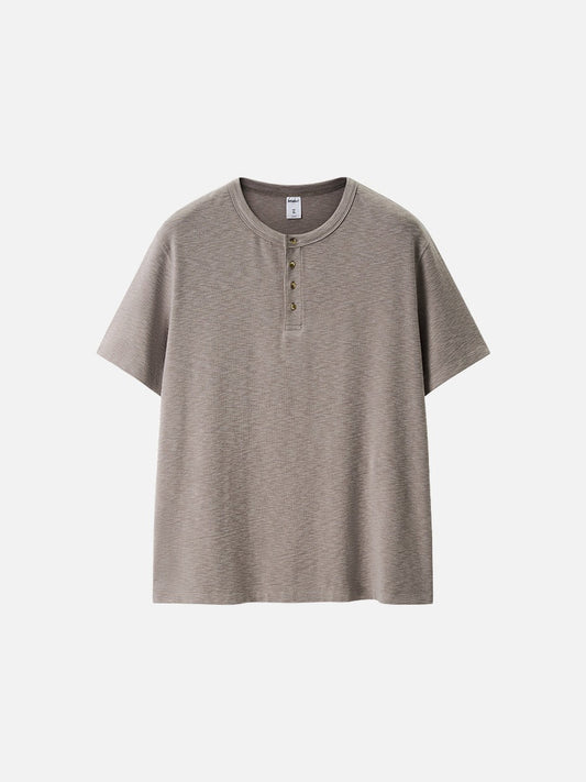 Herren Henley T-Shirt aus Strukturstrick mit lockerer Passform, Vorderansicht