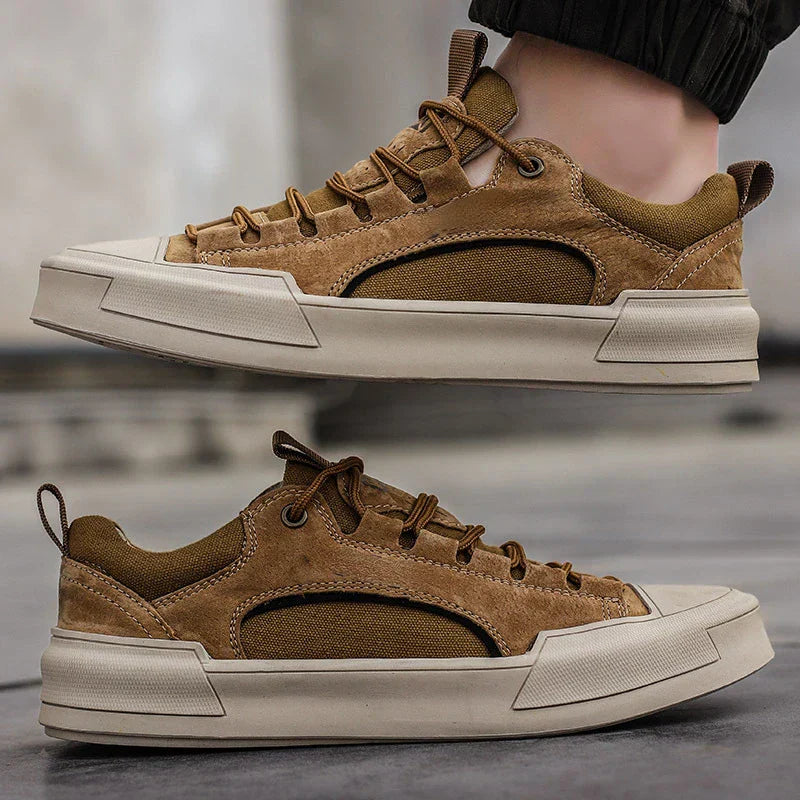 Paar Herren Canvas Schnür-Sneaker im lässigen Skate-Stil