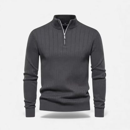 Vorderansicht einer langen Strickjacke mit Reißverschluss