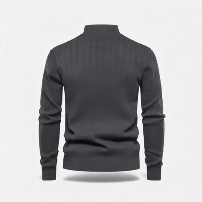 Seitliche Ansicht der langen Strickjacke für Damen