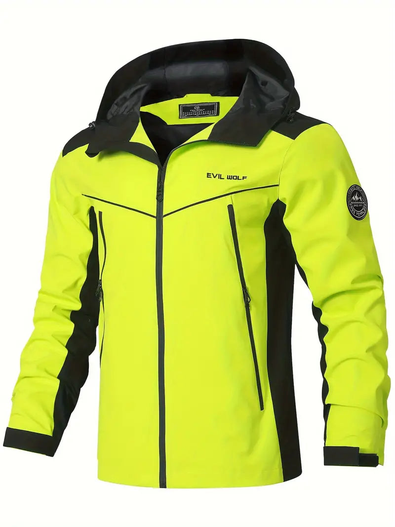 Damenjacke mit reflektierenden Details aus verschiedenen Perspektiven