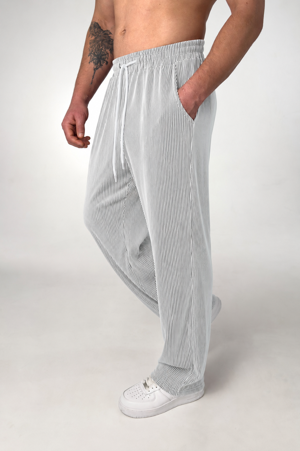 Herren gerade geschnittene Hose mit gestreiftem Muster