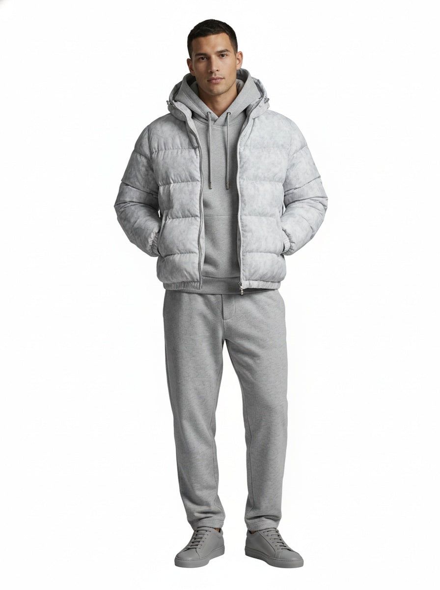 Herren-Steppjacke mit Kapuze und Reißverschluss in der Vorderansicht