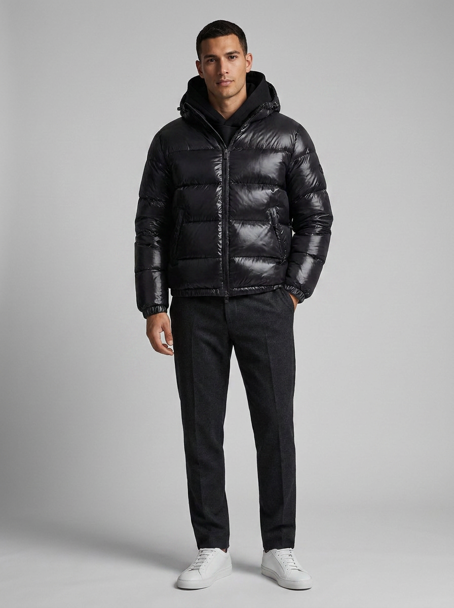 Herren-Steppjacke mit gepolsterter Struktur und Kapuze