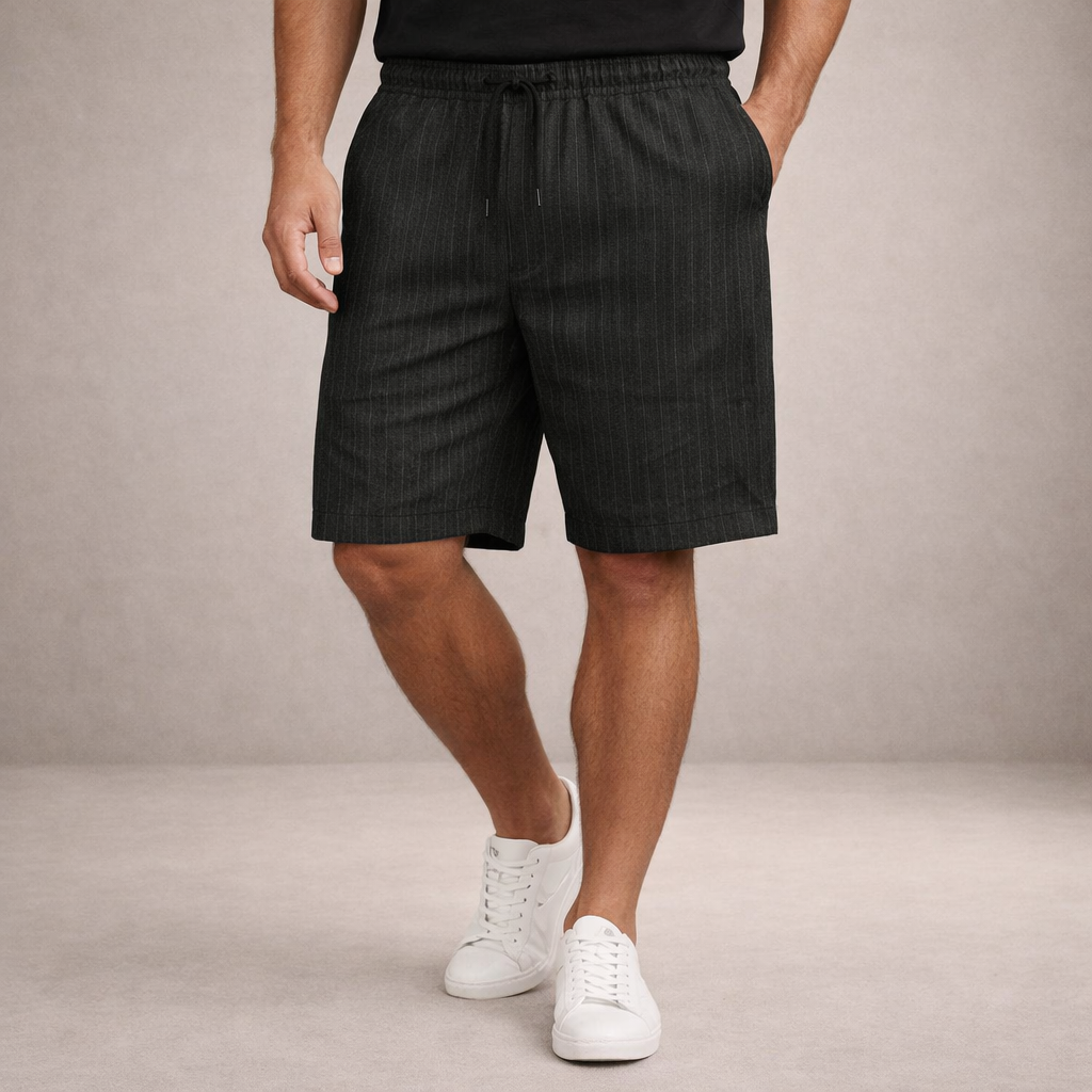 Komplette Ansicht der gestreiften Herren Shorts mit elastischer Taille