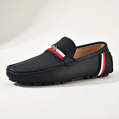 Herren-Loafer Slip-on mit flacher Sohle in Seitenprofil