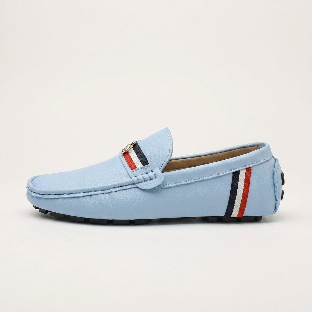 Rückansicht des Herren-Slip-on-Loafers mit Streifenmuster