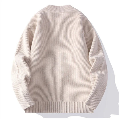 Gerippte Strickjacke als vielseitiger Layering-Look