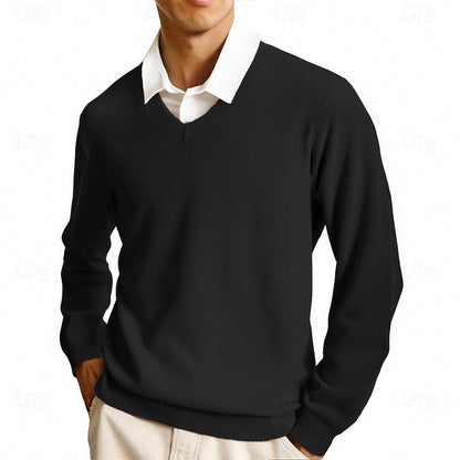 Klassischer Herrenpullover als elegantes Alltagsoutfit