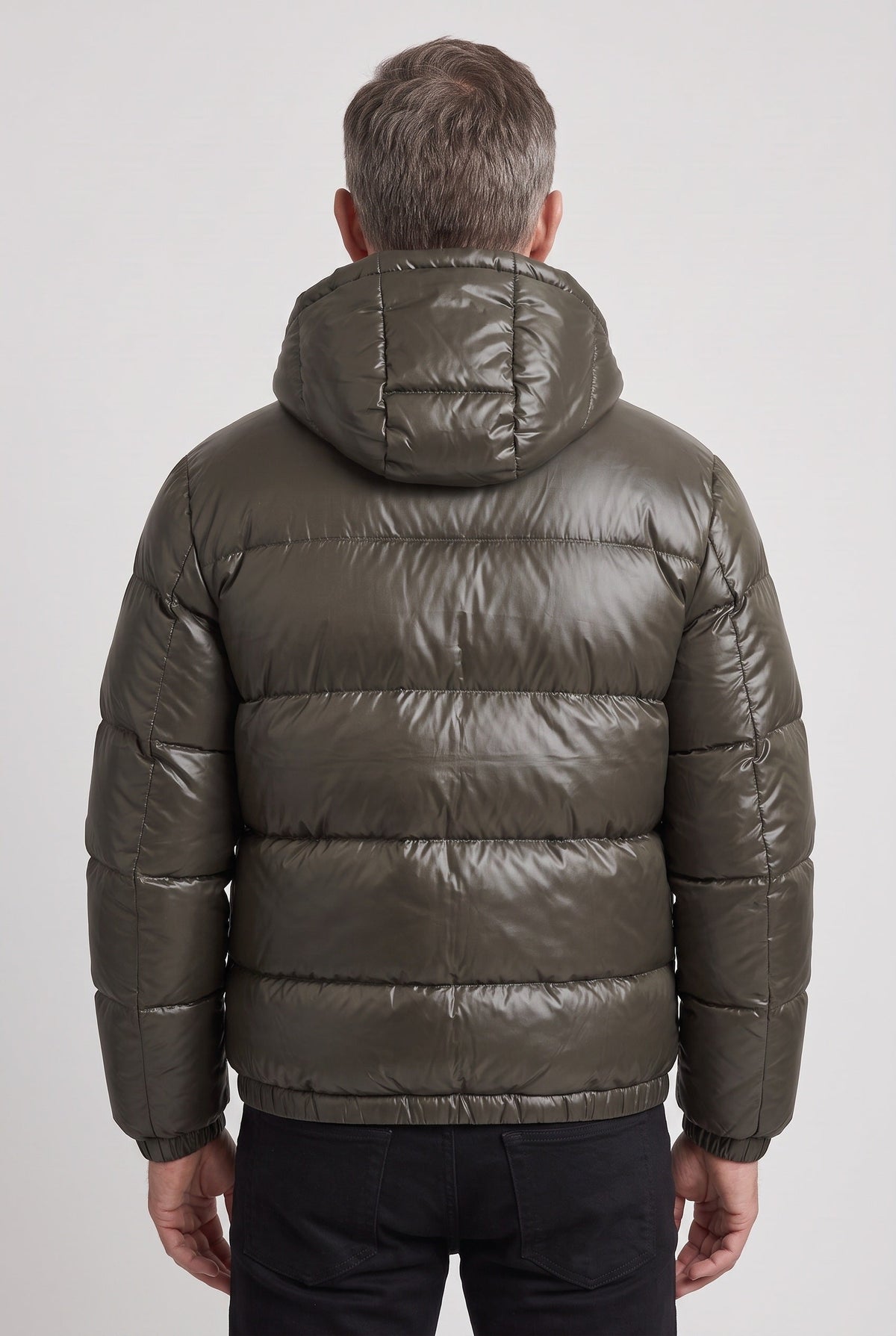 Detailansicht der Steppung an der Herren-Winterjacke