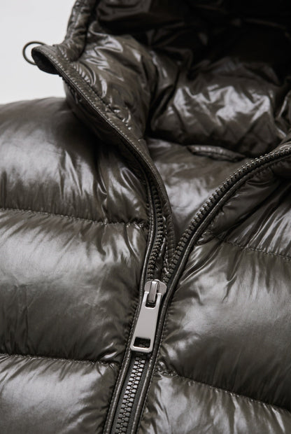 Herren-Steppjacke mit geschlossenem Frontreißverschluss