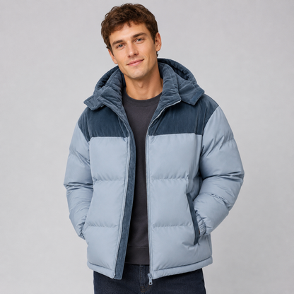 Detailansicht der Kapuze an der Herren-Steppjacke
