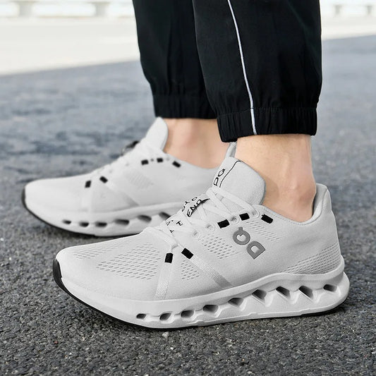 Tom Hollinger | Breathable mesh running shoes for men