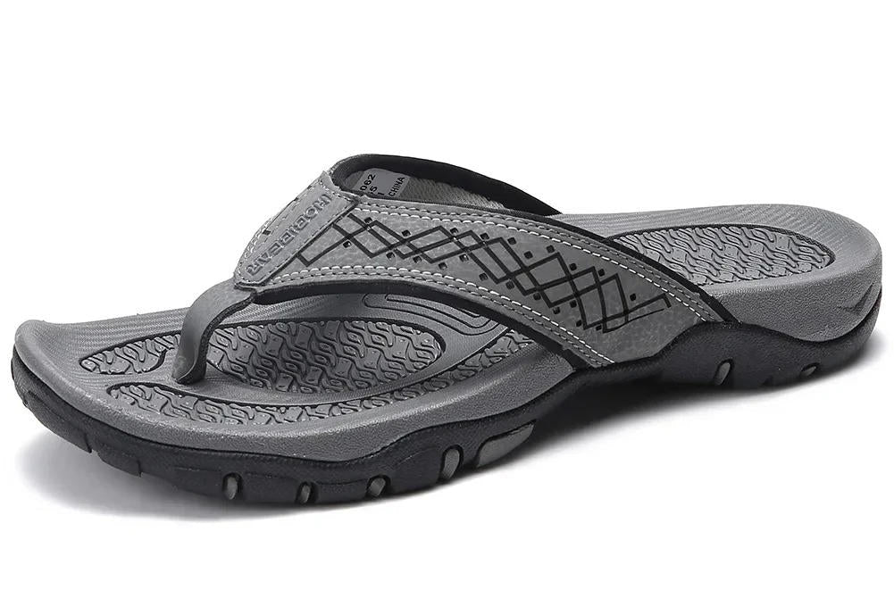 Herren-Outdoor-Sandalen mit robustem Design in Detailansicht
