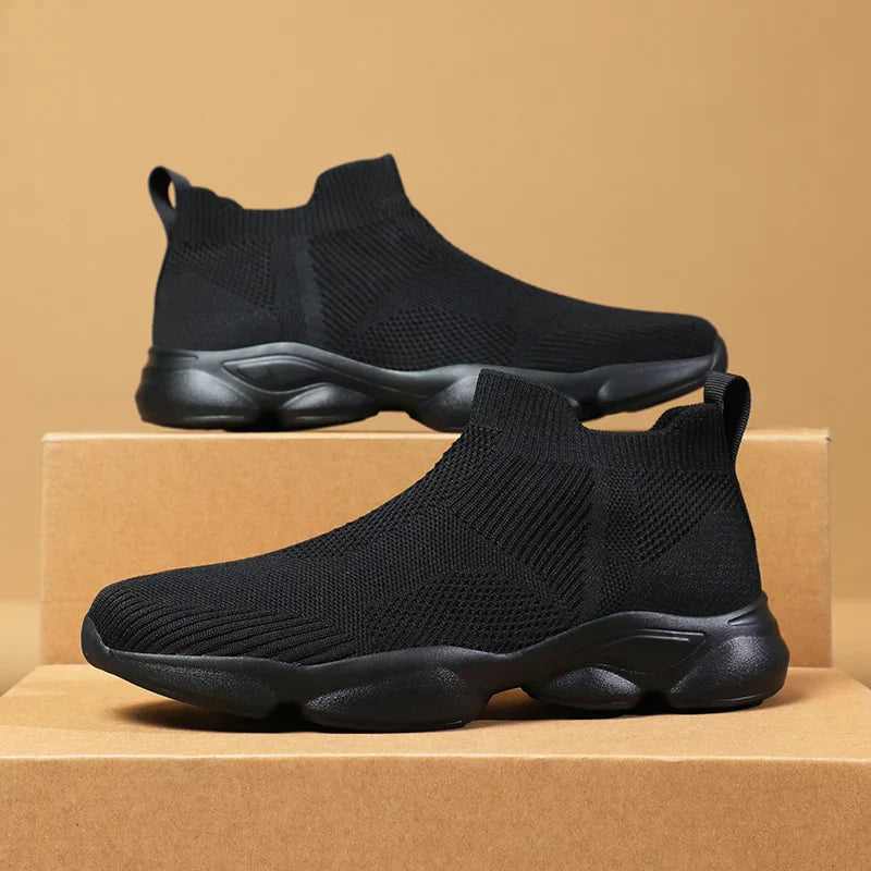 Herren Strick-Sneakers in Schwarz mit Schnürung und hohem Schaft