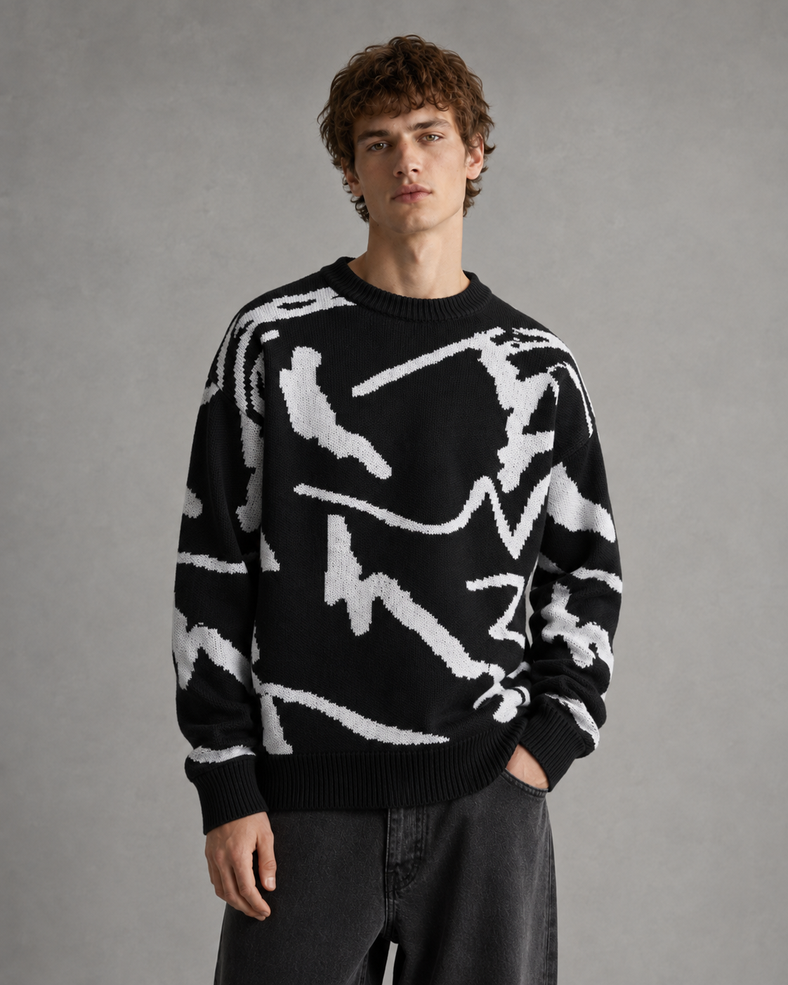 Vorderansicht eines Herren-Strickpullovers mit abstraktem Muster