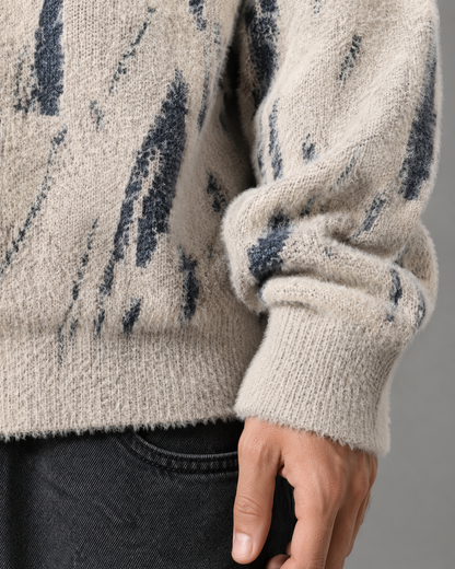 Rückansicht des Herren-Strickpullovers mit markanter Textur