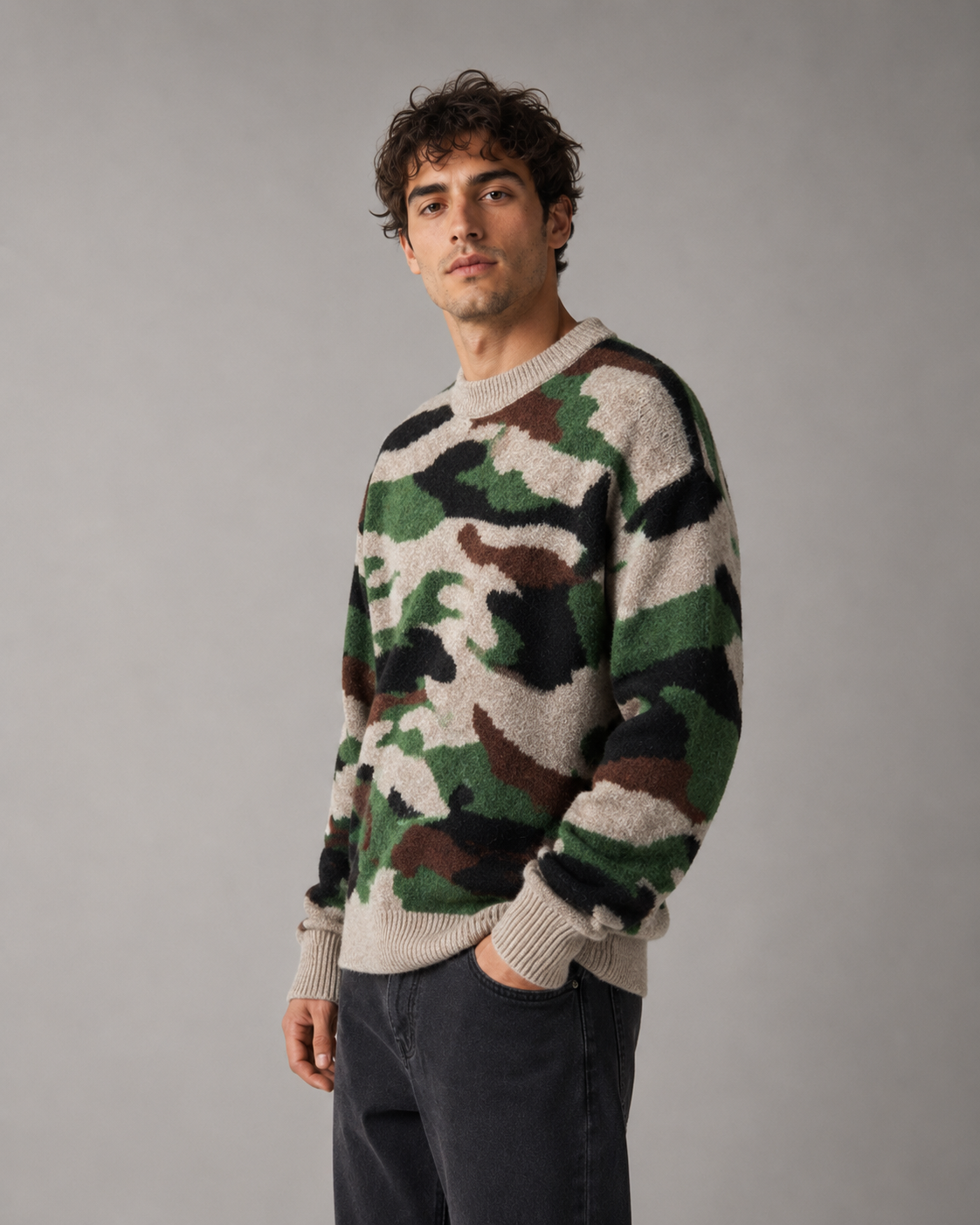 Herren-Strickpullover mit Camouflage-Muster und Rundhalsausschnitt