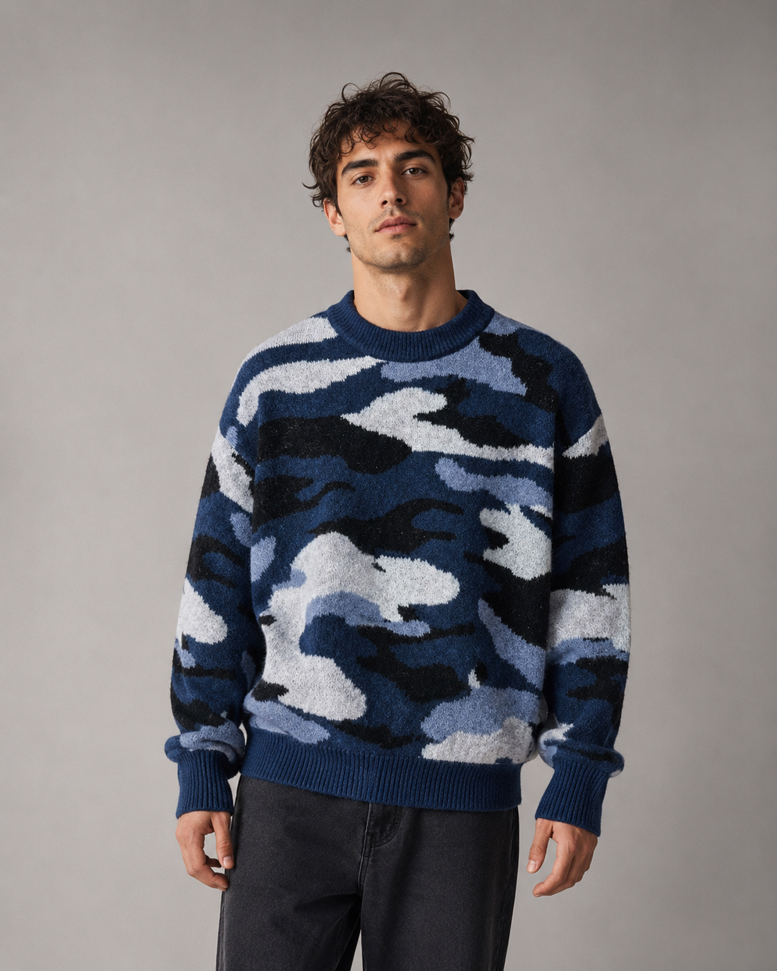 Bequemer Herren-Strickpullover mit klassischem Rundhalsausschnitt