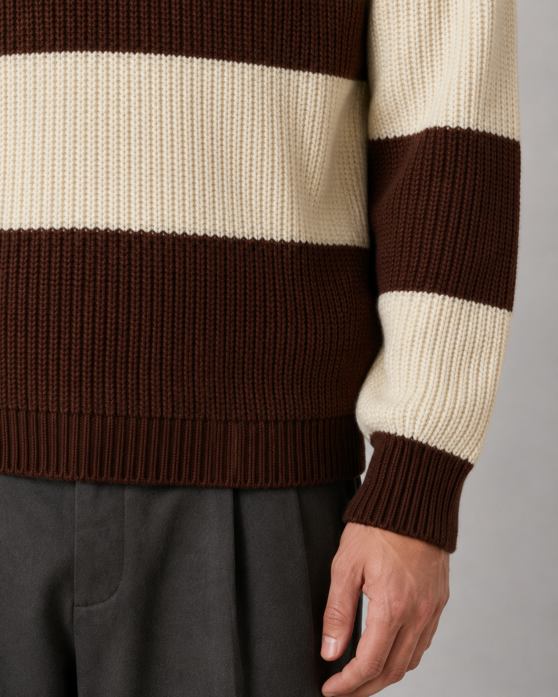 Gestreifter Pullover für Herren in hochwertiger Strickoptik