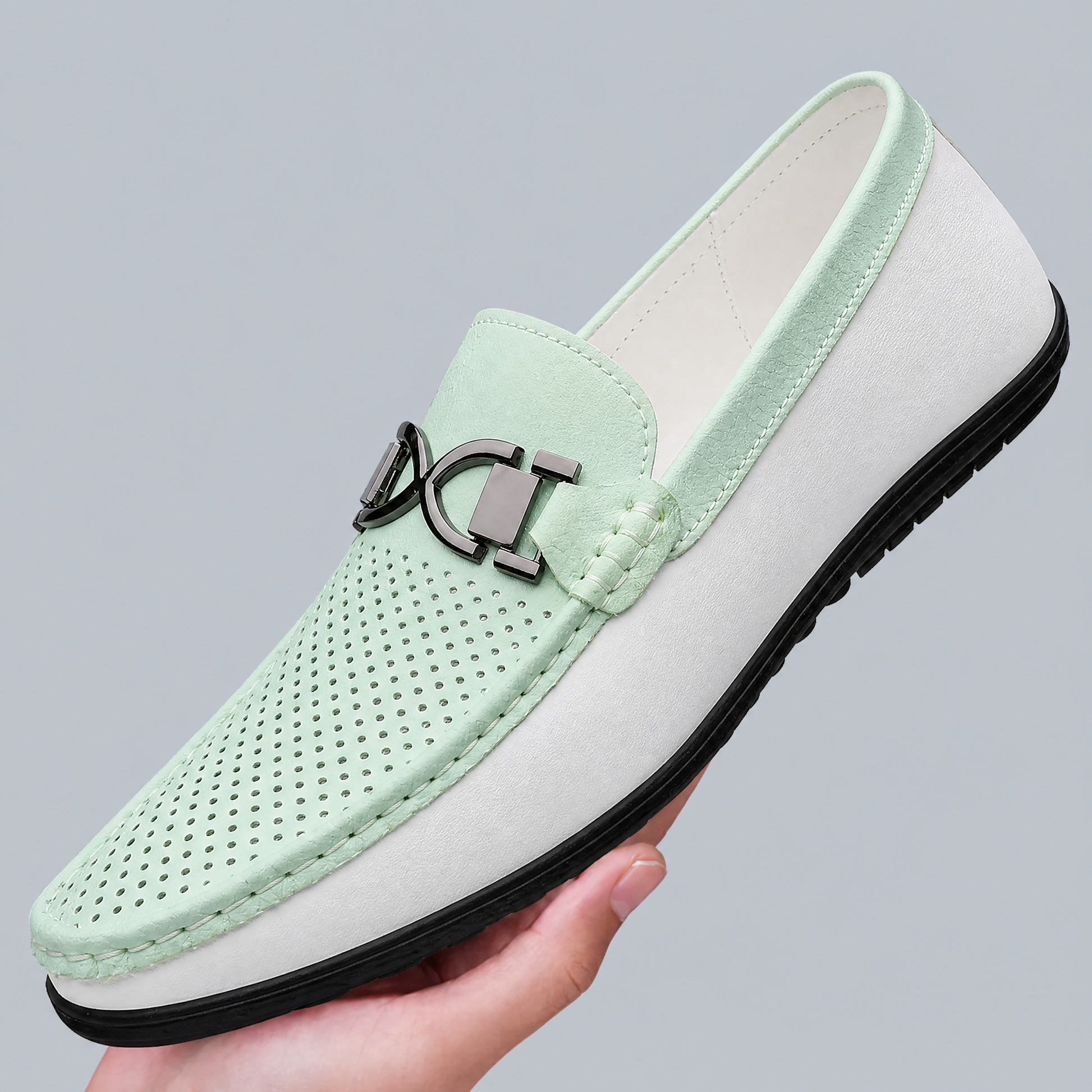 Herren Loafer aus Leder mit Metall-Detail, Ansicht von oben