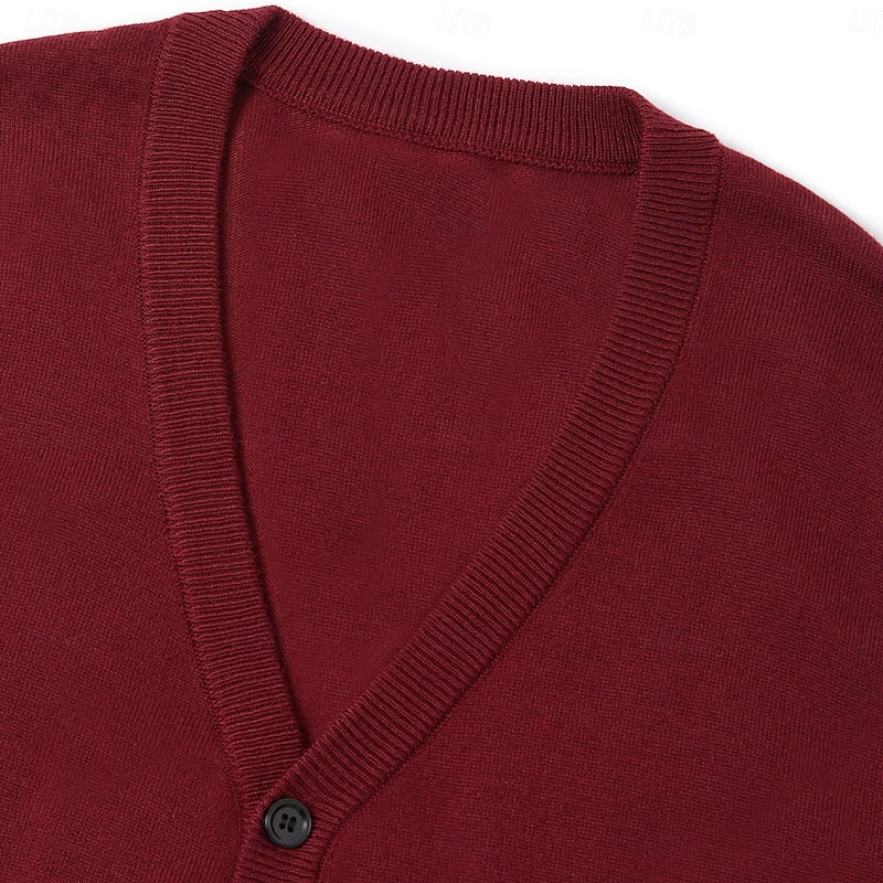 Elegante Strickweste als vielseitiges Kleidungsstück für Herren